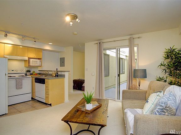 5th image of 425 Vine St APT 319