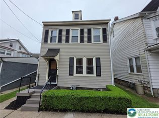 20 S 10th St, Easton, PA 18042