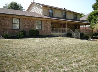 5 Fox Trail Dr, Springboro, OH 45066