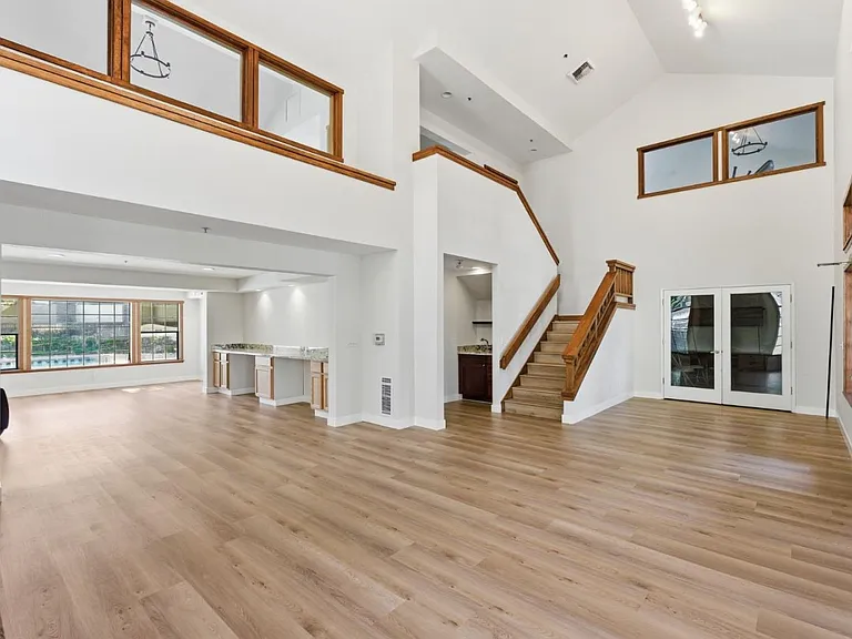 880 E Fremont Ave #301 — Photo 20