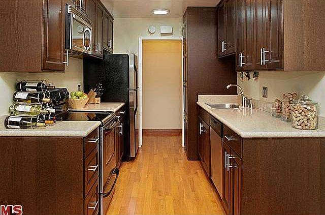 1st image of 1110 Hacienda Pl APT 403