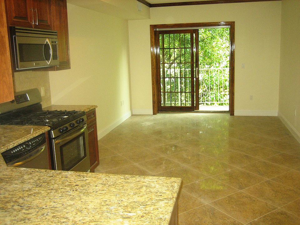 1st image of 3254 38th St