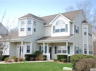 3906 Amen Cor, Riverhead, NY 11901