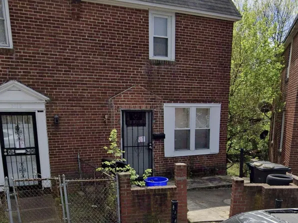 2120 S Lloyd St, Philadelphia, PA 19142