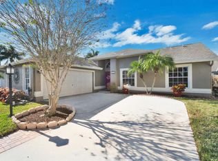 1637 Weather Vane Pl, Wellington, FL 33414