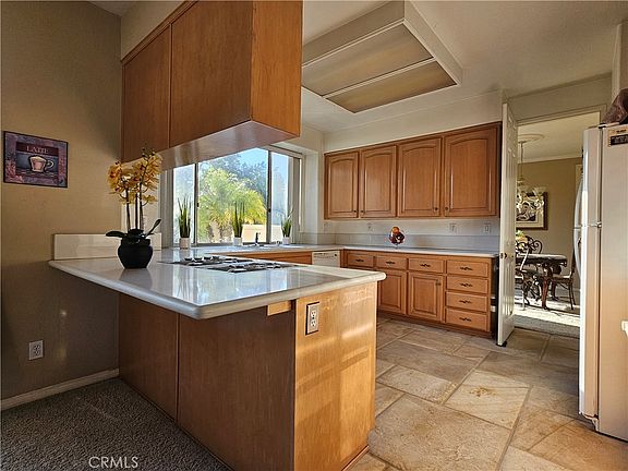 5th image of 1050 Ginger Cir