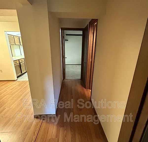 220 Loraine Ave #6 — Photo 4