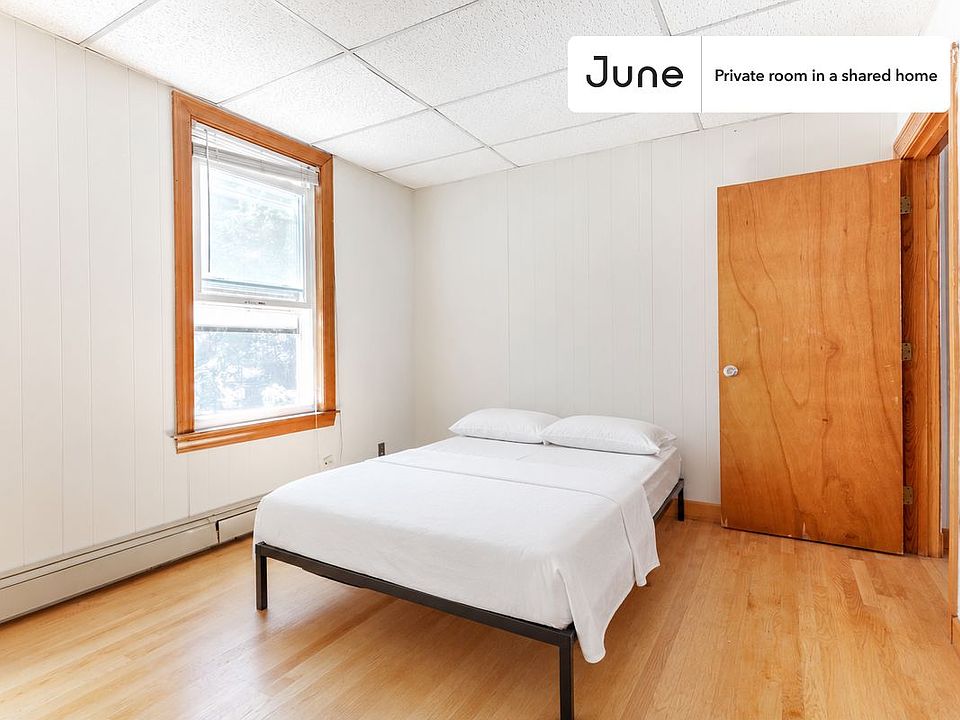 1st image of 5 Oswald St #D