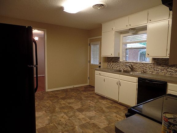 4th image of 1815 Bowie St