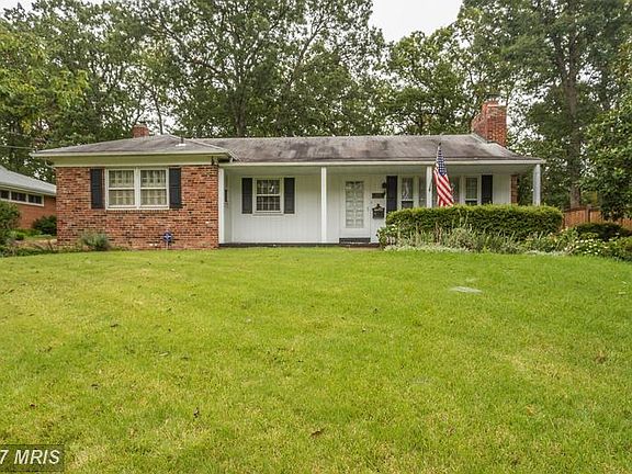 2nd image of 5915 Bush Hill Dr