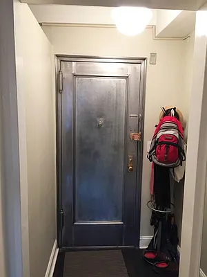 Sold by RealtyTopia | media 17