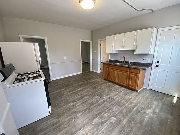 5th image of 57 Fairmount Ave #1