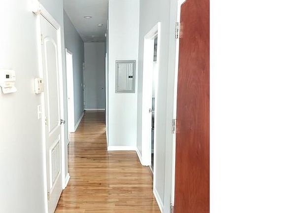 5th image of 3542 W Douglas Blvd