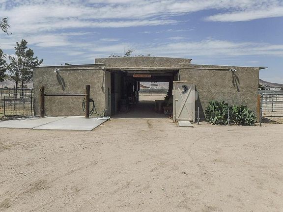 3rd image of 2075 65th St W