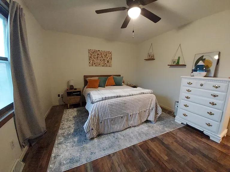 206 Acorn Ln — Photo 8