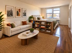 8646 Fort Hamilton Pkwy, Brooklyn, NY