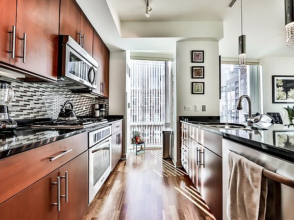 4th image of 505 N McClurg Ct APT 605
