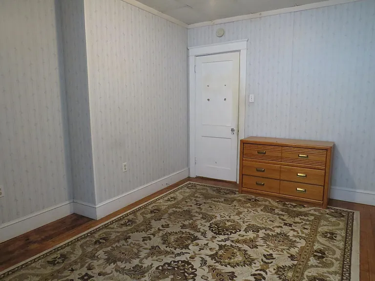 44 S 2nd St #1 — Photo 19