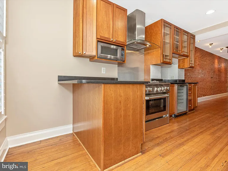 232 Dill Ave — Photo 13