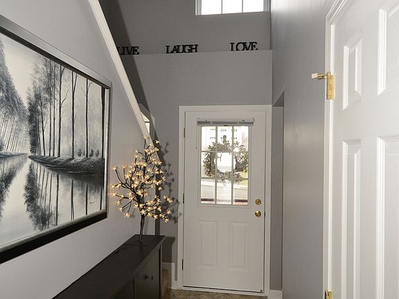 5th image of 123 Tuscany Estates Dr