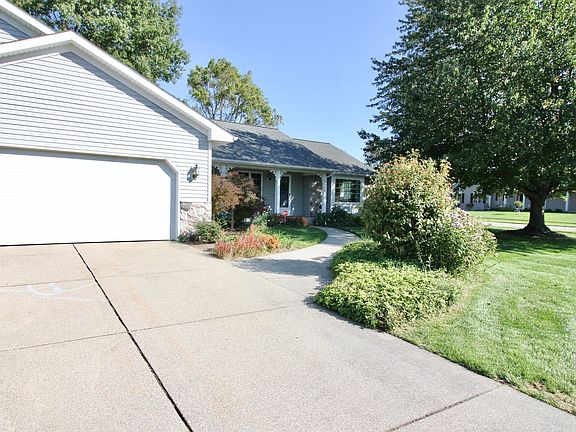 3rd image of 5310 Palmair Dr SW