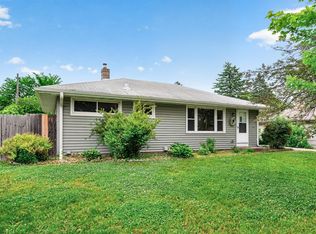 2267 Shawnee Dr, North Saint Paul, MN 55109