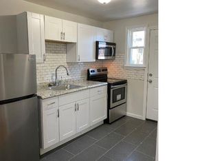 128 Chestnut St, Bridgeport, CT 06604