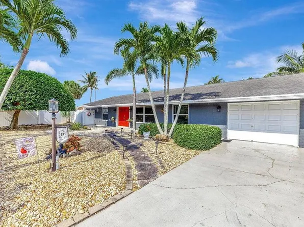 7187 Thompson Rd, Boynton Beach, FL 33426