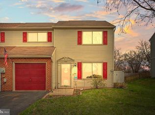 3307 Glen Hollow Dr, Dover, PA 17315