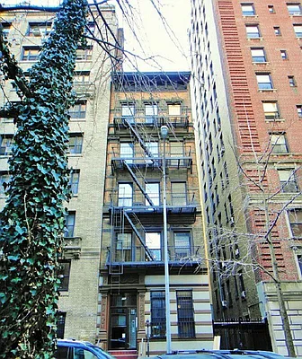 Rented by Balass Ralph, LREB | media 19