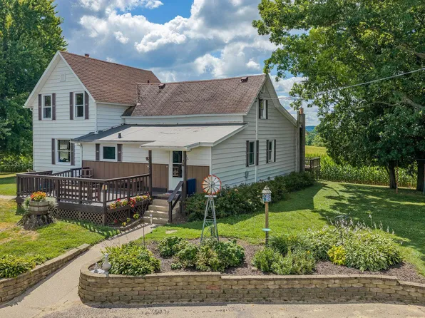 S1310 State St #33, La Valle, WI 53941