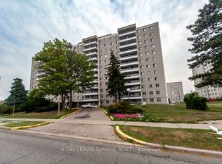 940 Caledonia Rd #908, Toronto, ON M6B3Y4