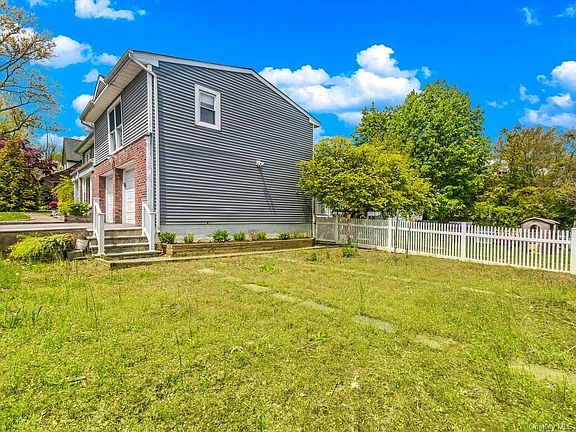2nd image of 194 Alta Vista Dr