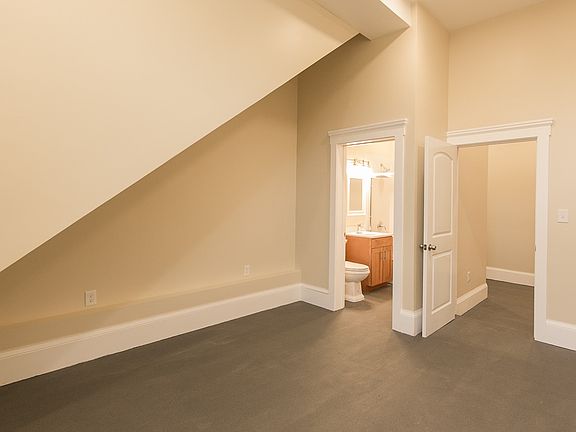 master bedroom with en-suite bath