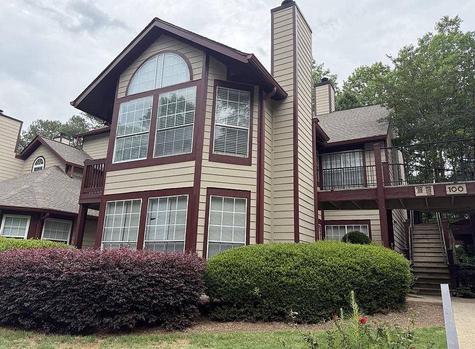 1st image of 105 Hawkstone Way