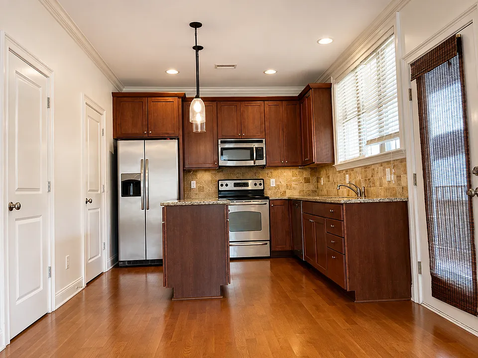 3120 Long Blvd #105
