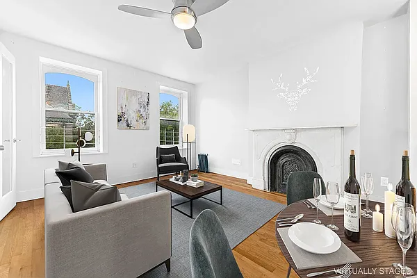 Rented by Freestone Property Group | media 9