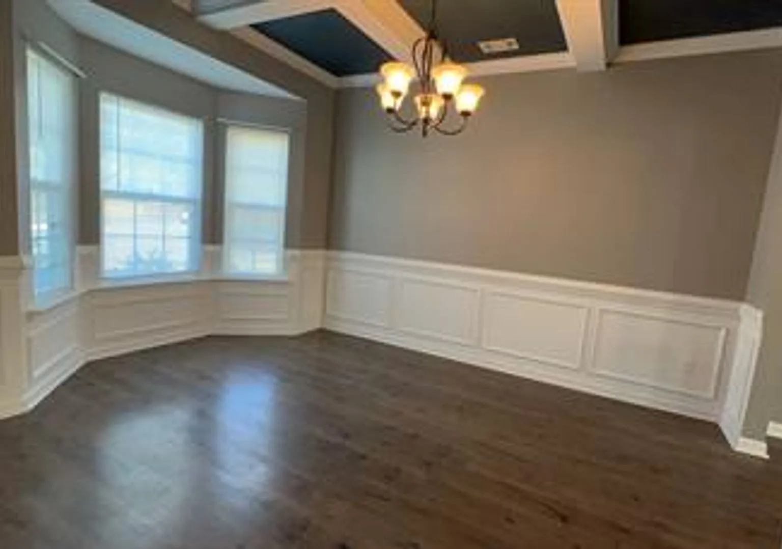 1605 Longleaf Court — Photo 3