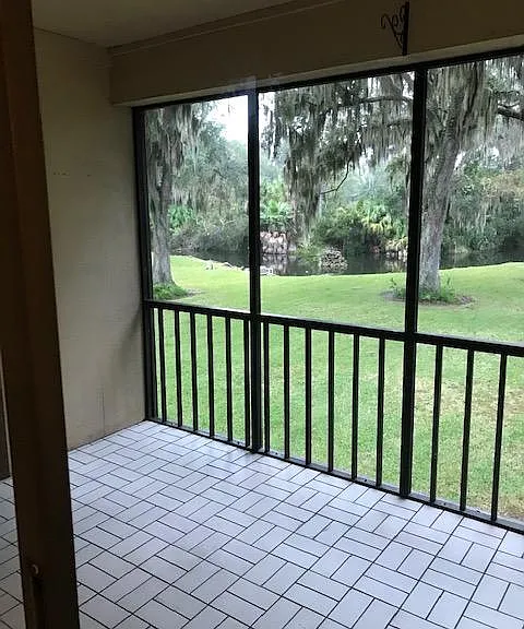 304 Palm Coast Pkwy NE — Photo 4