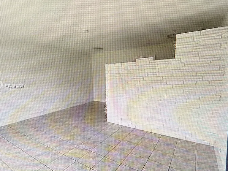 6396 Manor Ln — Photo 3