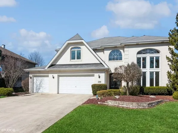 2308 Carlow Dr, Darien, IL 60561