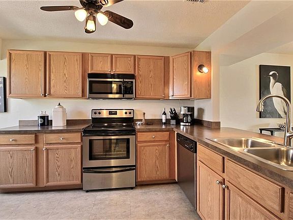 3rd image of 44 Lake Breeze Dr #44