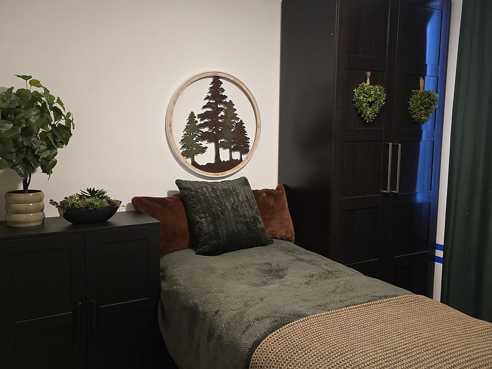 2nd image of 6697 Palo Verde Pl