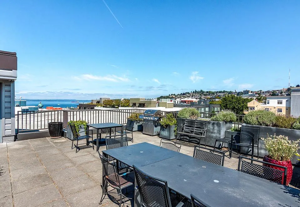 Roof Deck