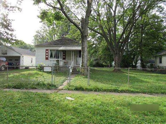 4th image of 15789 Leona Dr