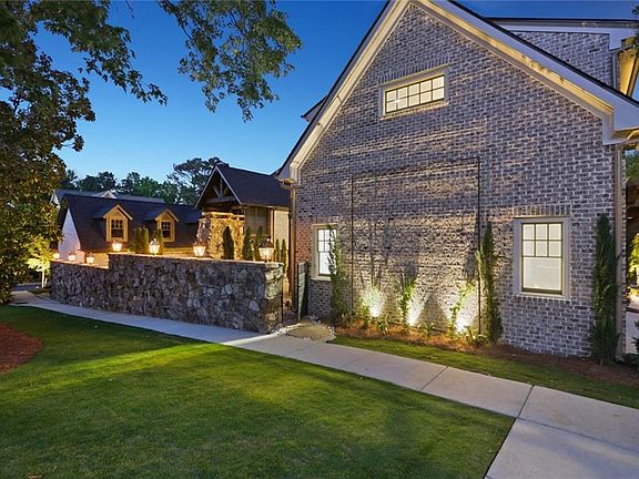 3rd image of 2585 Middle Coray Cir