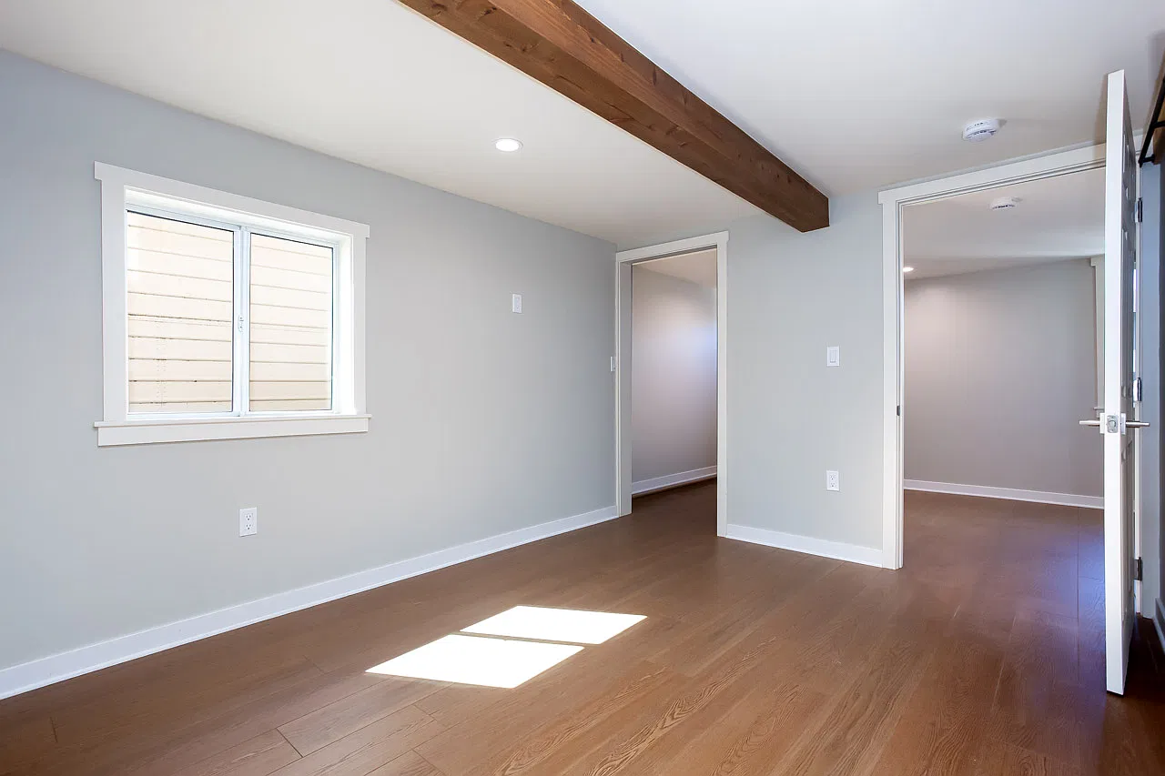 1 bed, 900 sqft, $2,100 — Photo 4