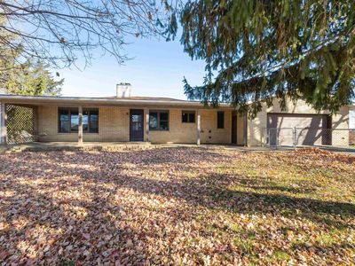8891 N Badger Rd, East Dubuque, IL, 61025