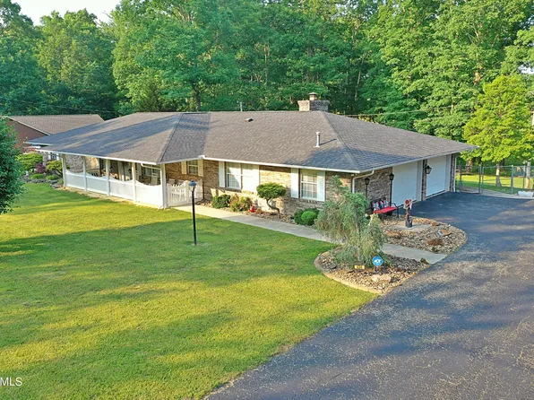 434 Meadow Creek Dr, Oneida, TN 37841