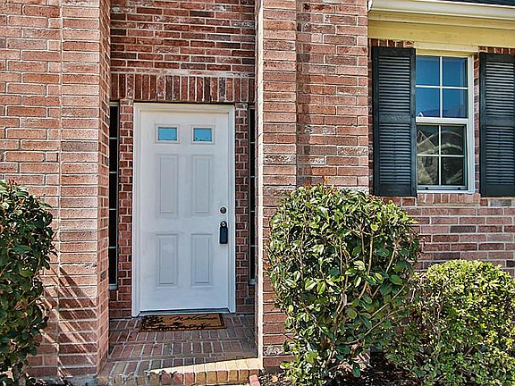2nd image of 13515 Forest Pines Vlg